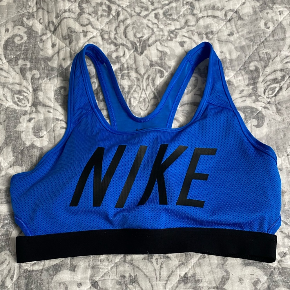 Nike sports bra